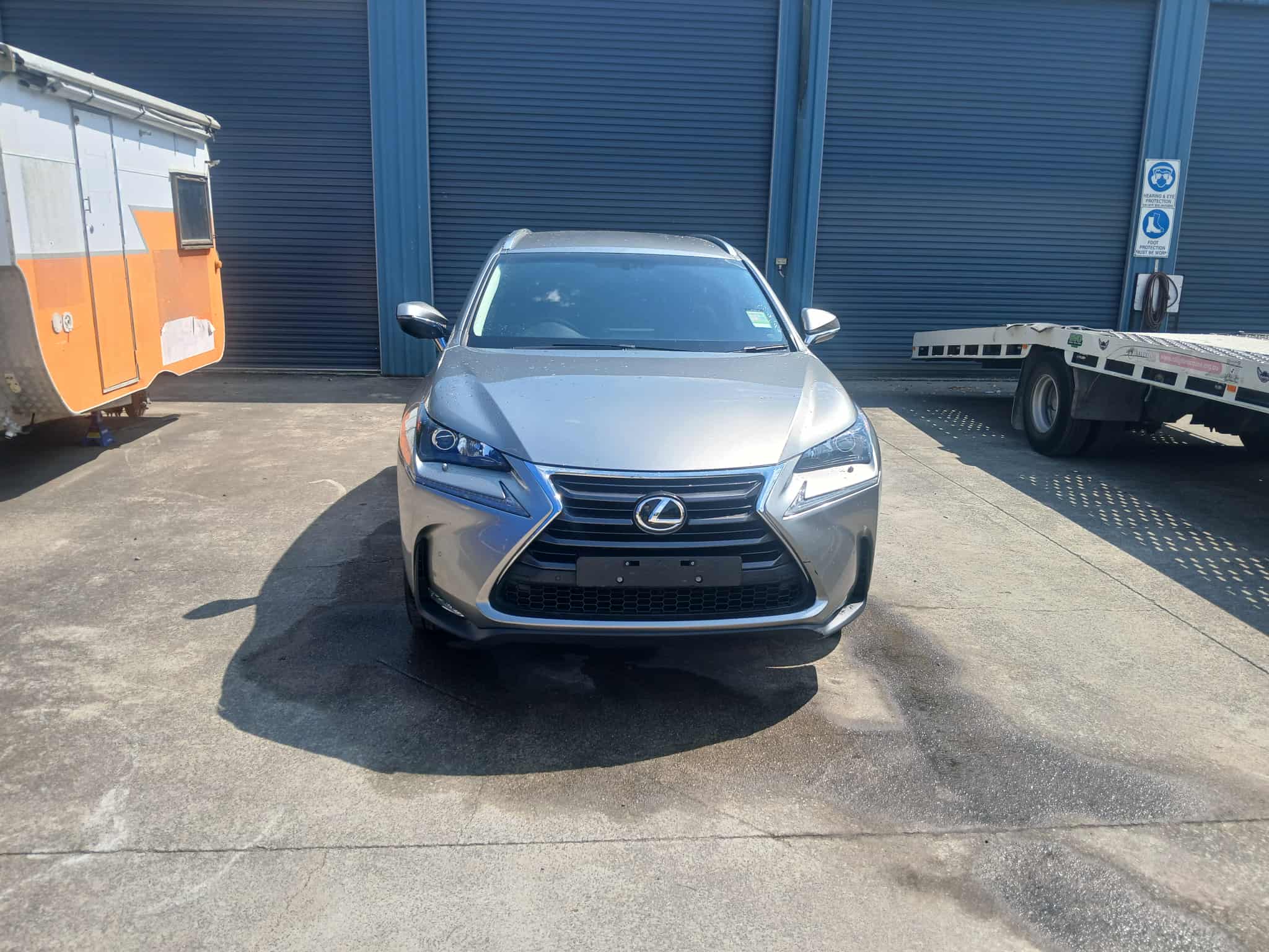 Motor Vehicles, Welding and Workshop Equipment, Assorted Steel Scaffoldings, Retail Tiles Online Auction – QLD